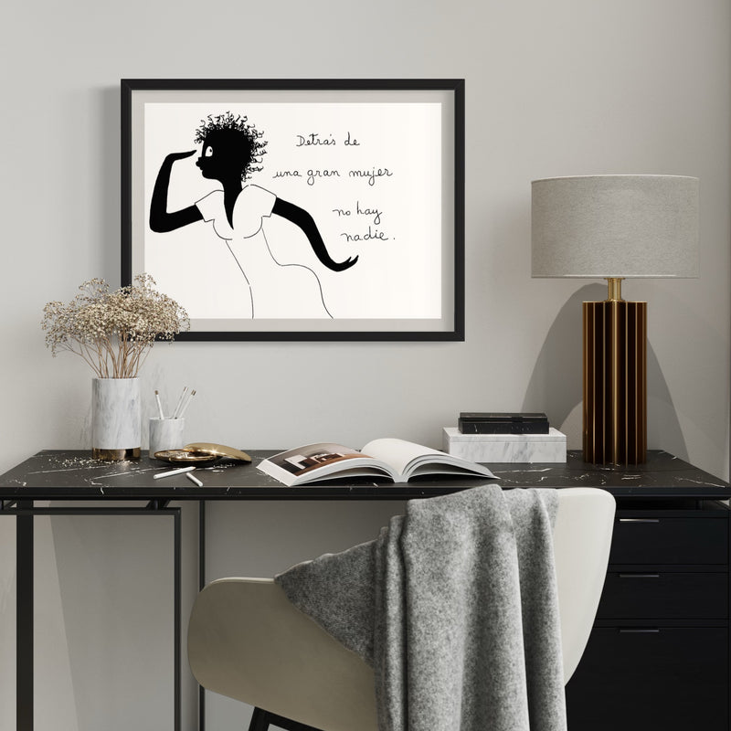 Detrás de una gran mujer no hay nadie - Consuelo Lago